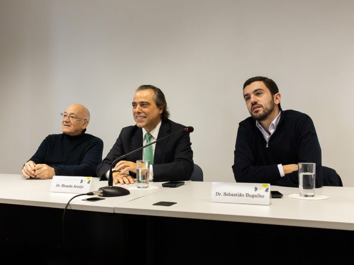 Sebastião Bugalho e Ricardo Araújo inspiram jovens da Escola Francisco de Holanda nos 40 anos de Portugal na União Europeia